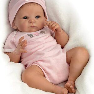 Little Peanut doll